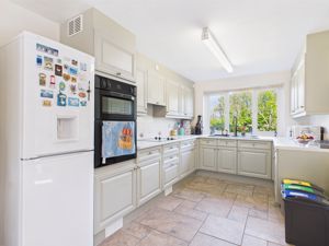 Dining Kitchen- click for photo gallery